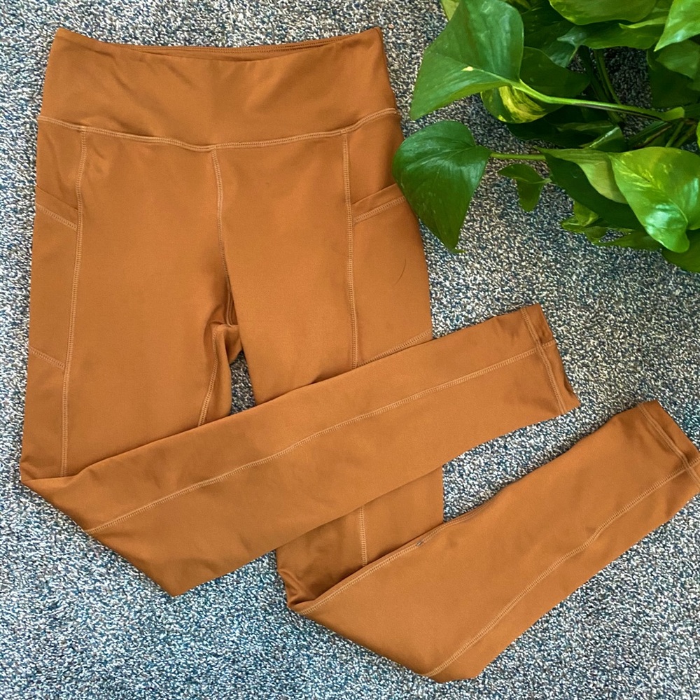 Wolven Threads Tumeric leggings